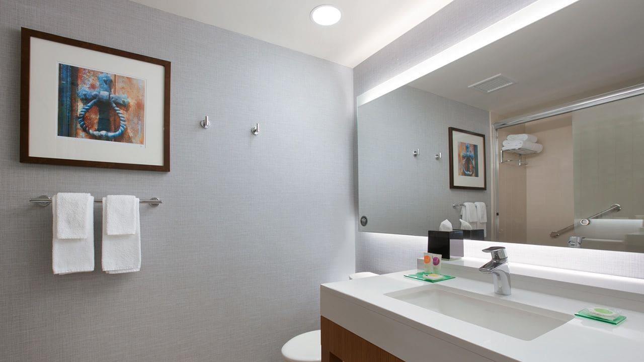 Hyatt Place Chicago-South/University Medical Center Екстериор снимка