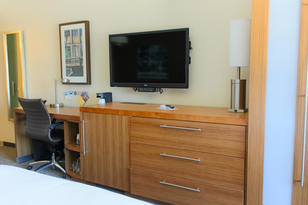 Hyatt Place Chicago-South/University Medical Center Стая снимка